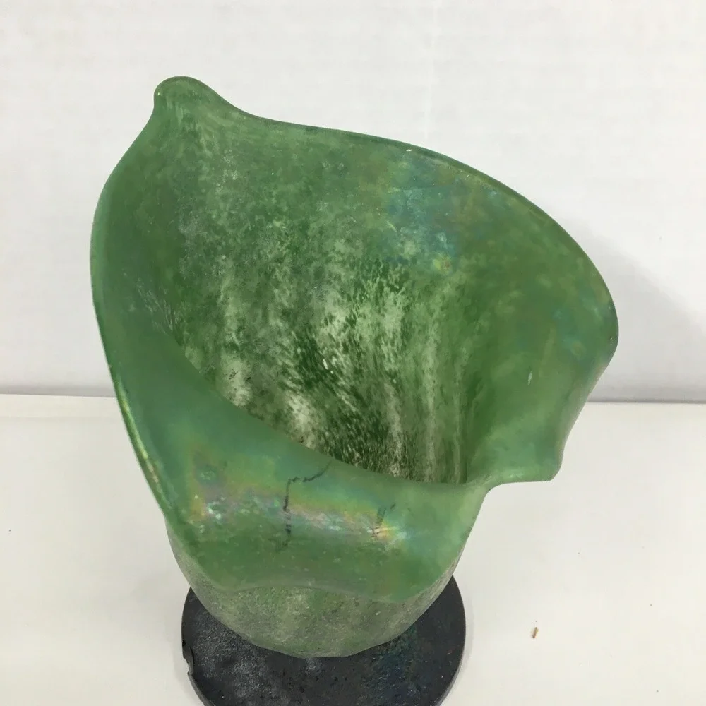 Vintage Murano Green Lily glass Vase Candle Holder made in Italy Sarreid ltd.